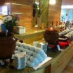 Sandy Hotel