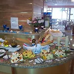 Hotel Sandy 4*
