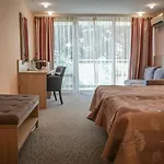 Hotel Sandy 4*