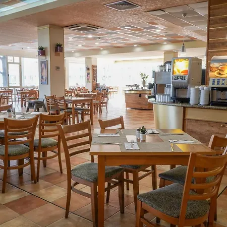 Sandy Hotel