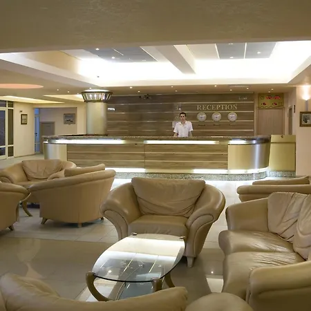 Sandy Hotel 4*